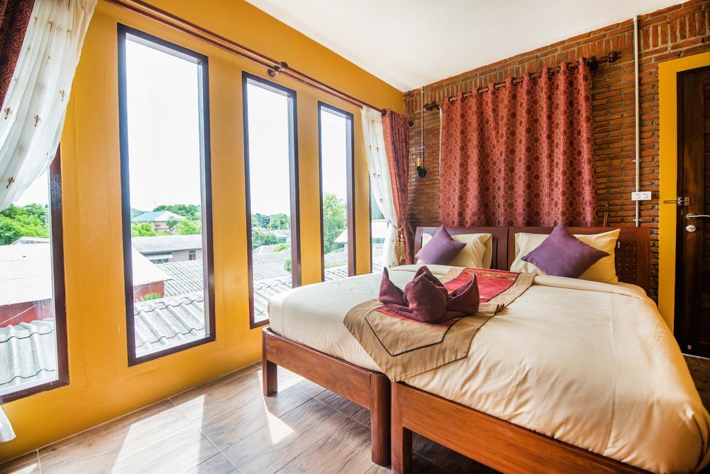Pongphen Guesthouse - Sha Plus Certified Канчанабури Экстерьер фото