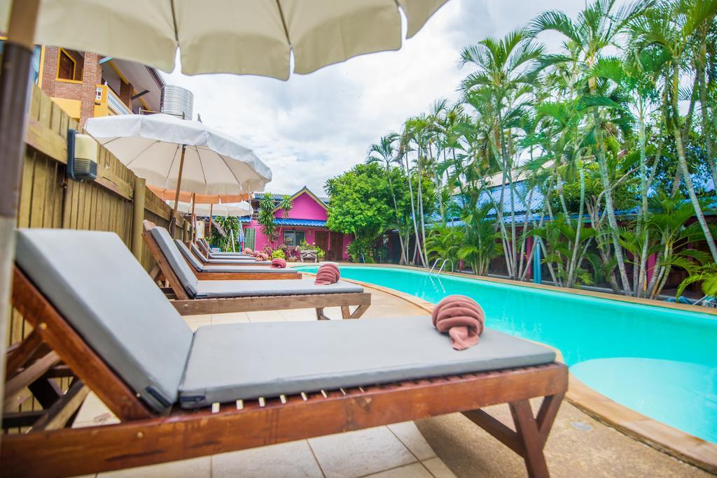 Pongphen Guesthouse - Sha Plus Certified Канчанабури Экстерьер фото